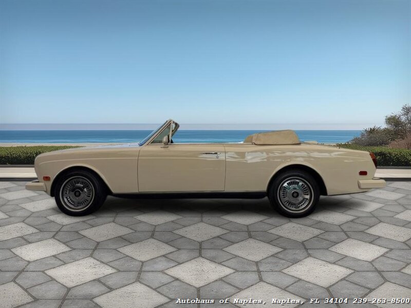 1990 Rolls-Royce Corniche III   - Photo 6 - Naples, FL 34104