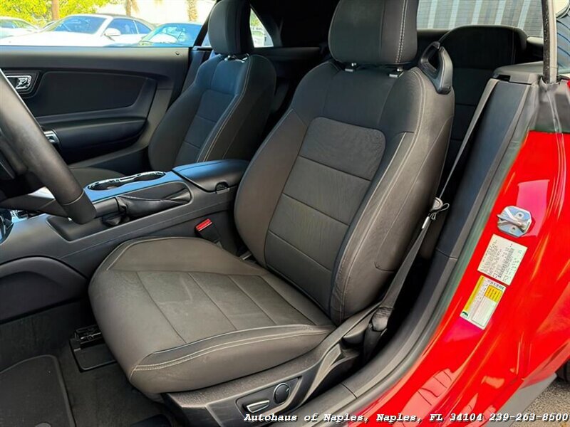 2015 Ford Mustang V6   - Photo 36 - Naples, FL 34104