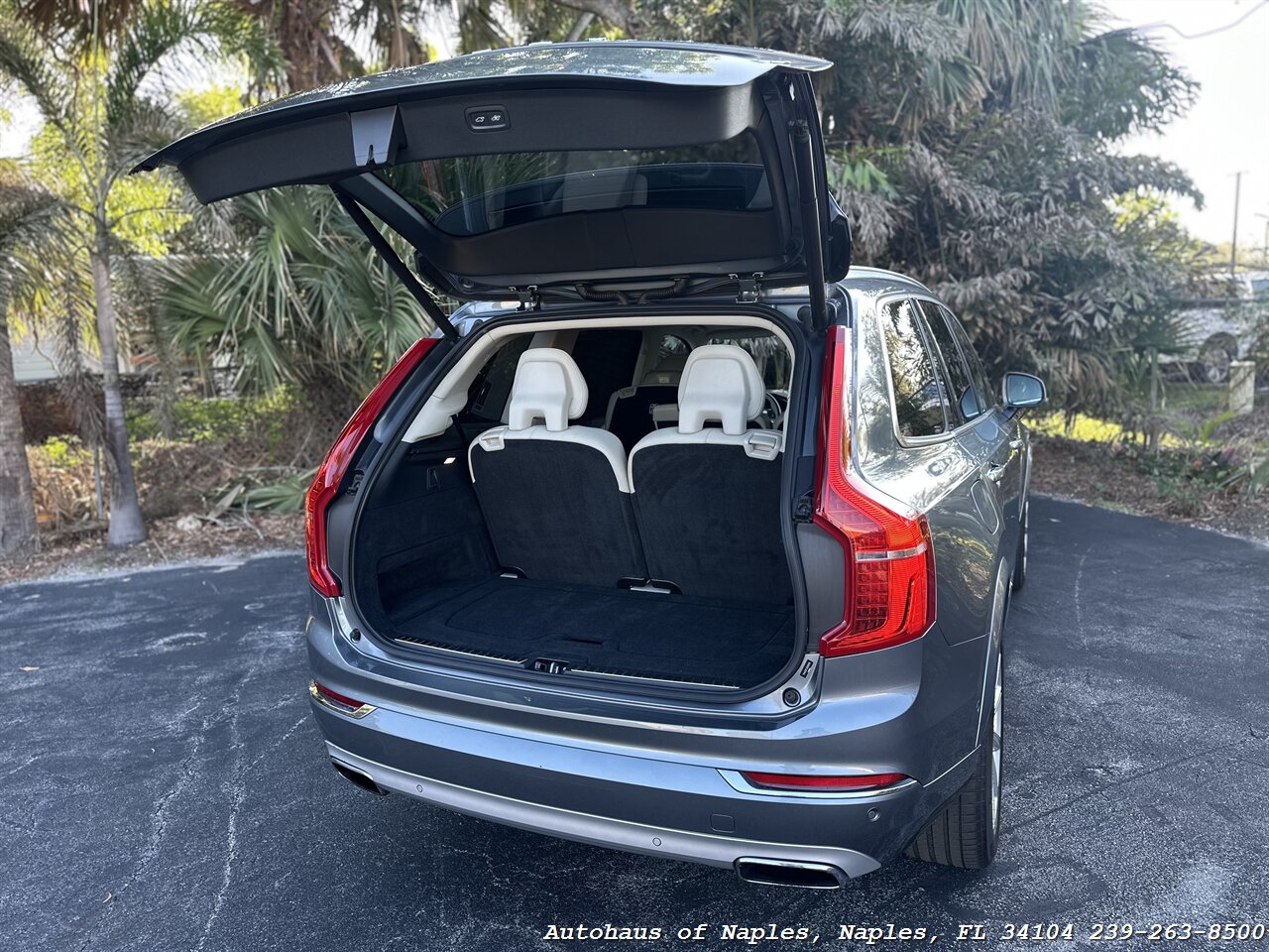 2016 Volvo XC90 T6 Inscription   - Photo 35 - Naples, FL 34104