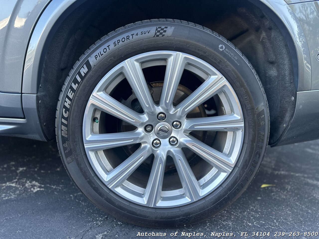 2016 Volvo XC90 T6 Inscription   - Photo 10 - Naples, FL 34104