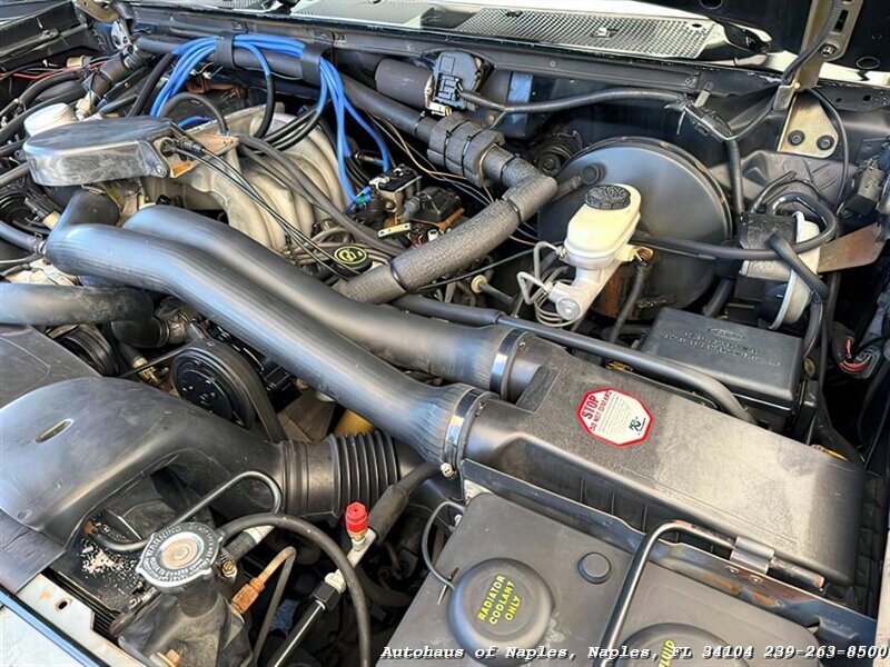 1992 Ford Bronco photo 18