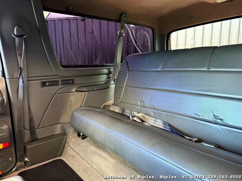 1992 Ford Bronco photo 24