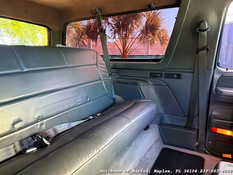 1992 Ford Bronco photo 23