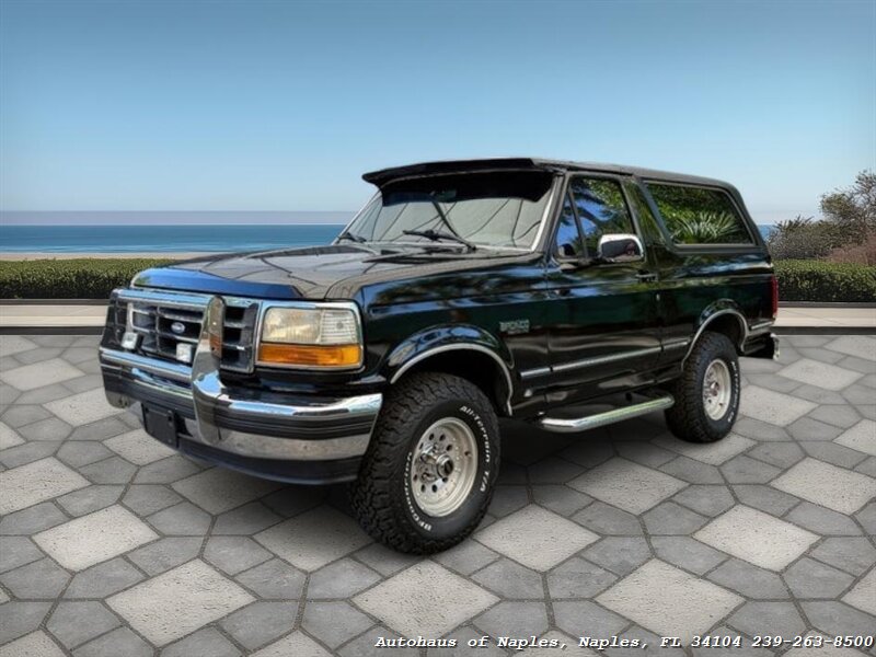 1992 Ford Bronco photo 3