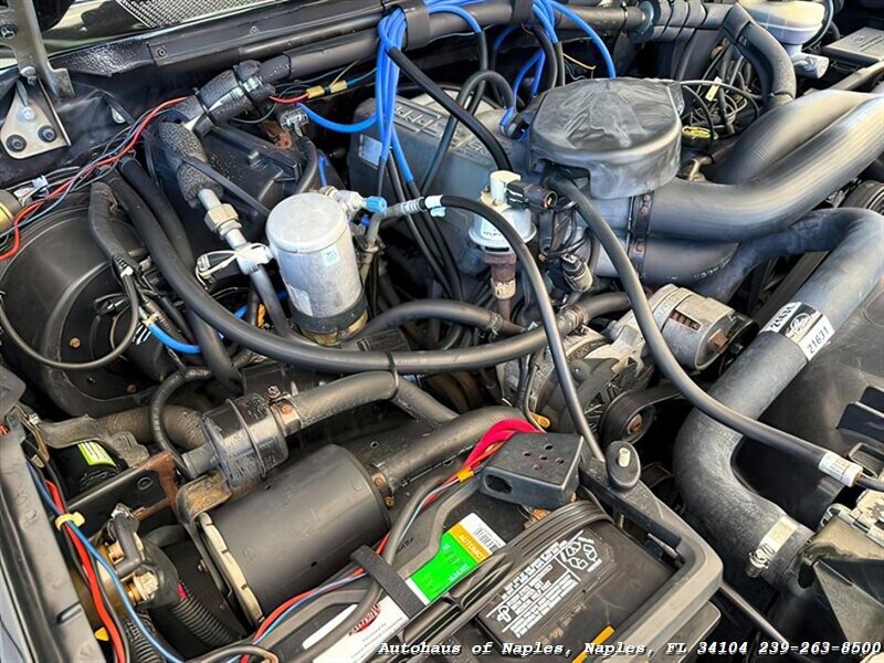 1992 Ford Bronco XLT 2dr XLT - Photo 22 - Naples, FL 34104