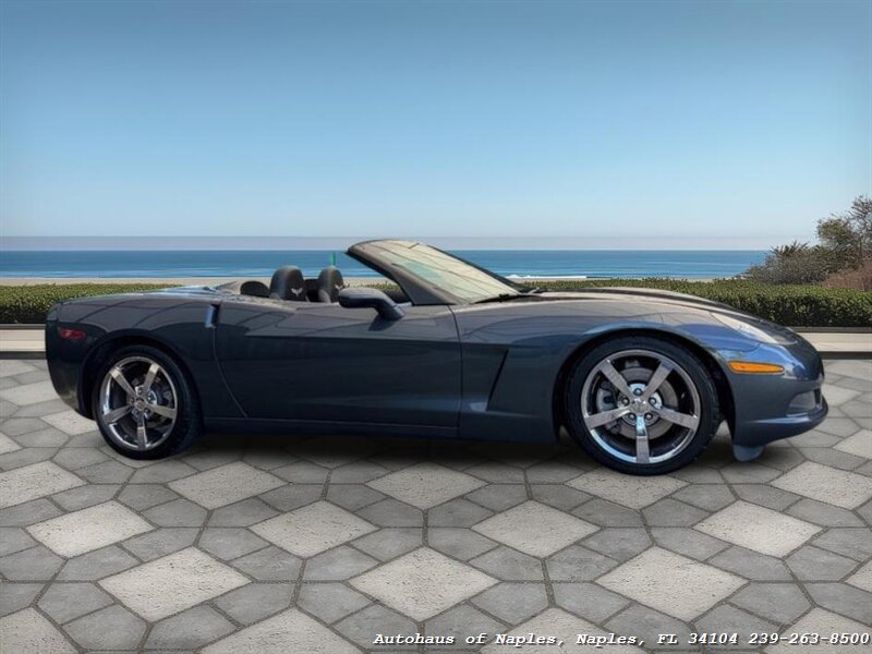 2010 Chevrolet Corvette 3LT 6-Speed   - Photo 2 - Naples, FL 34104