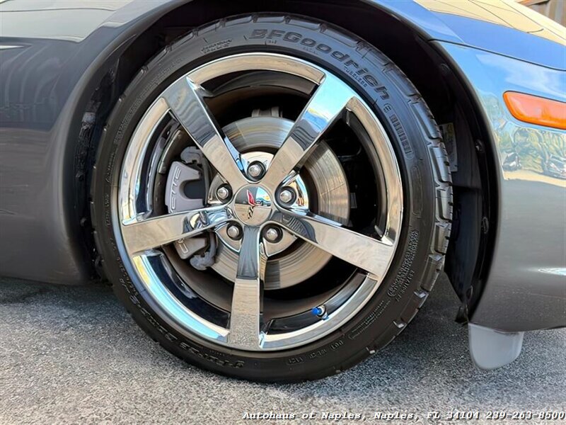 2010 Chevrolet Corvette 3LT 6-Speed   - Photo 30 - Naples, FL 34104