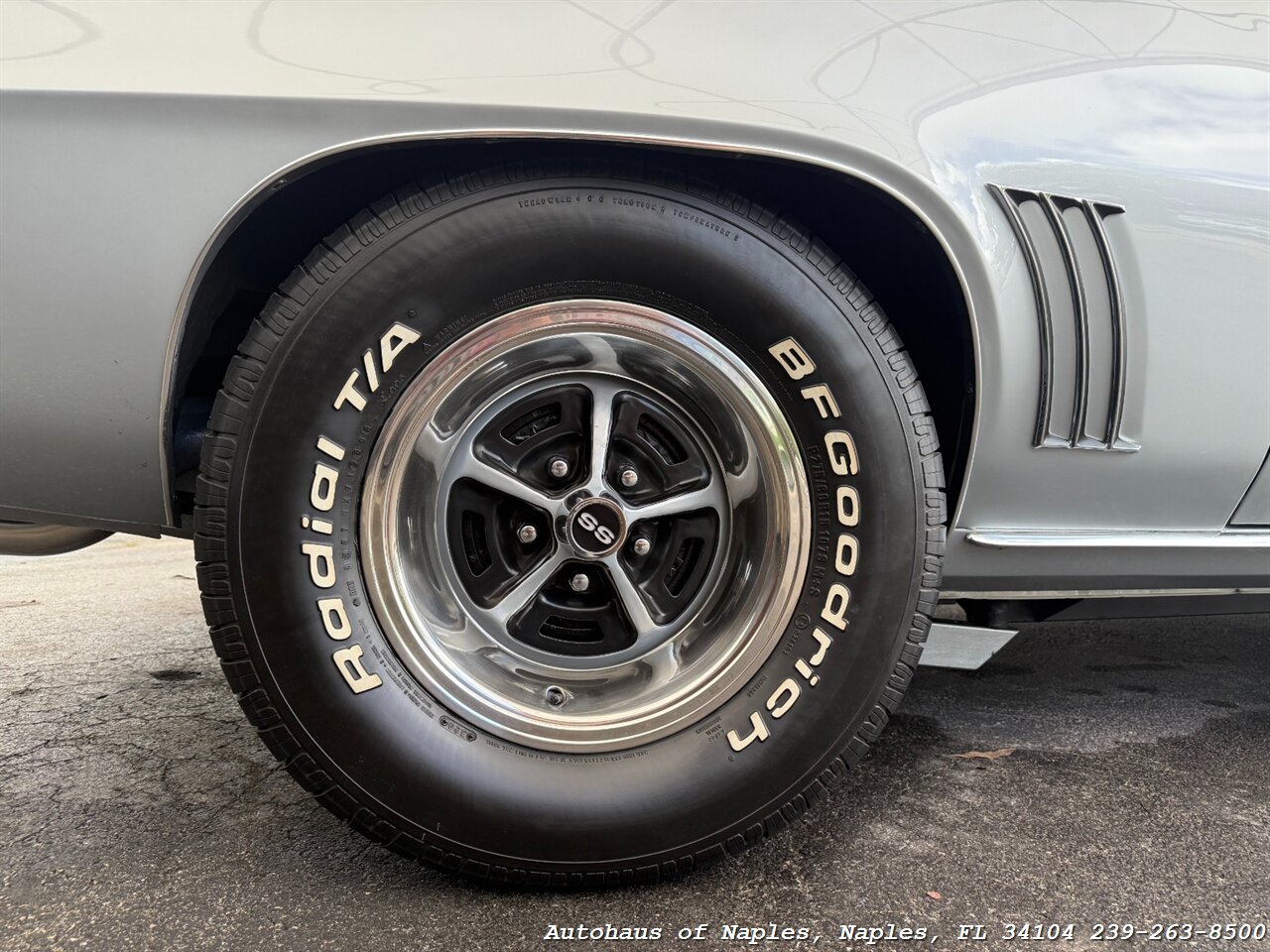 1969 Chevrolet Camaro   - Photo 9 - Naples, FL 34104