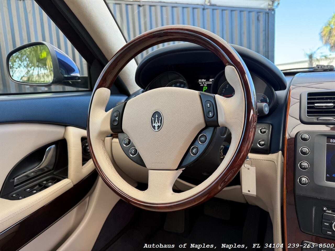 2013 Maserati Quattroporte S   - Photo 27 - Naples, FL 34104