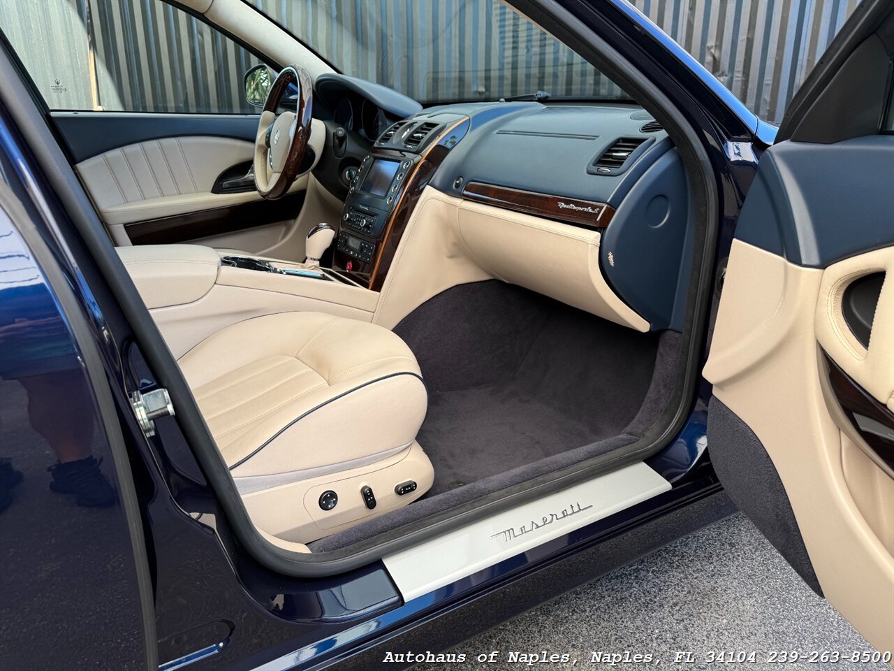 2013 Maserati Quattroporte S   - Photo 22 - Naples, FL 34104
