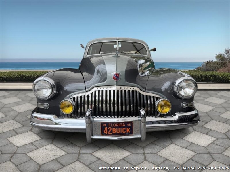 1942 Buick Super 4-Door Sedan   - Photo 4 - Naples, FL 34104