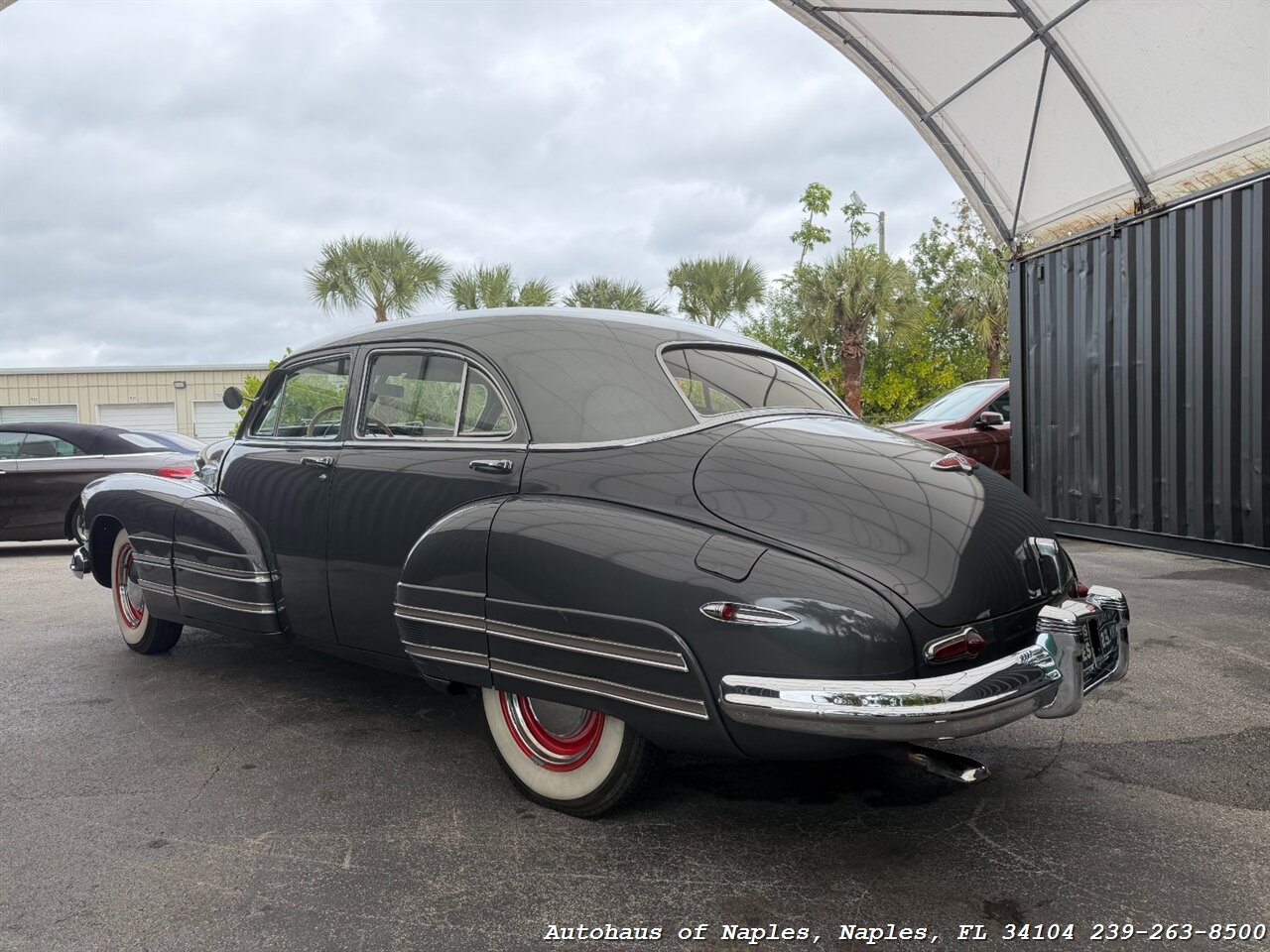 1942 Buick Super 4-Door Sedan   - Photo 9 - Naples, FL 34104