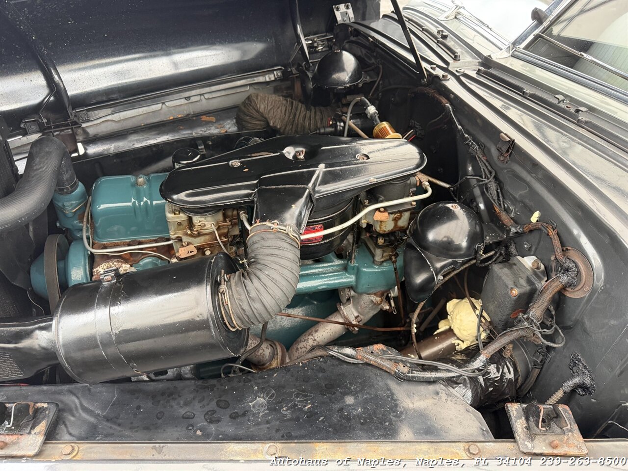 1942 Buick Super 4-Door Sedan   - Photo 19 - Naples, FL 34104