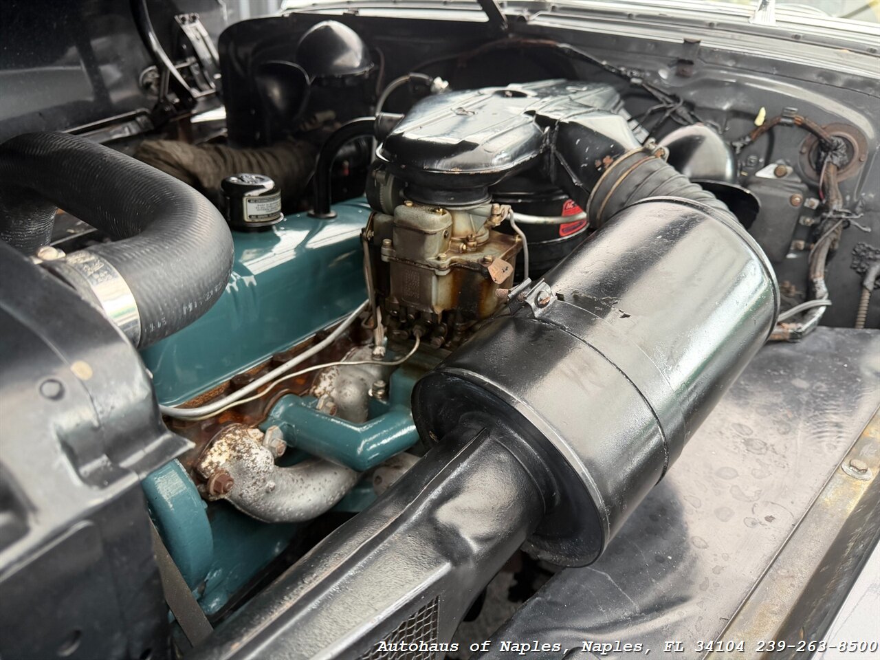 1942 Buick Super 4-Door Sedan   - Photo 20 - Naples, FL 34104