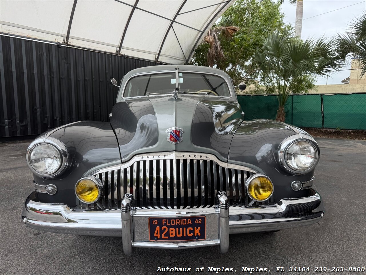 1942 Buick Super 4-Door Sedan   - Photo 4 - Naples, FL 34104