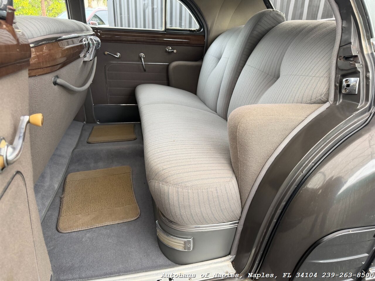 1942 Buick Super 4-Door Sedan   - Photo 32 - Naples, FL 34104