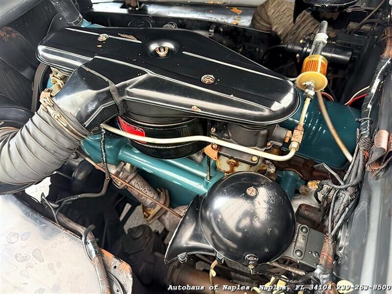 1942 Buick Super 4-Door Sedan   - Photo 21 - Naples, FL 34104