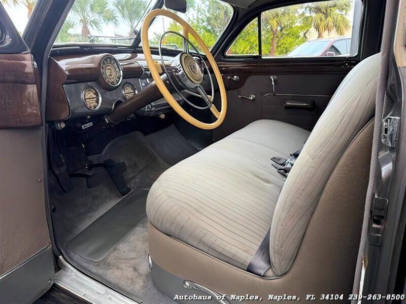 1942 Buick Super 4-Door Sedan   - Photo 25 - Naples, FL 34104
