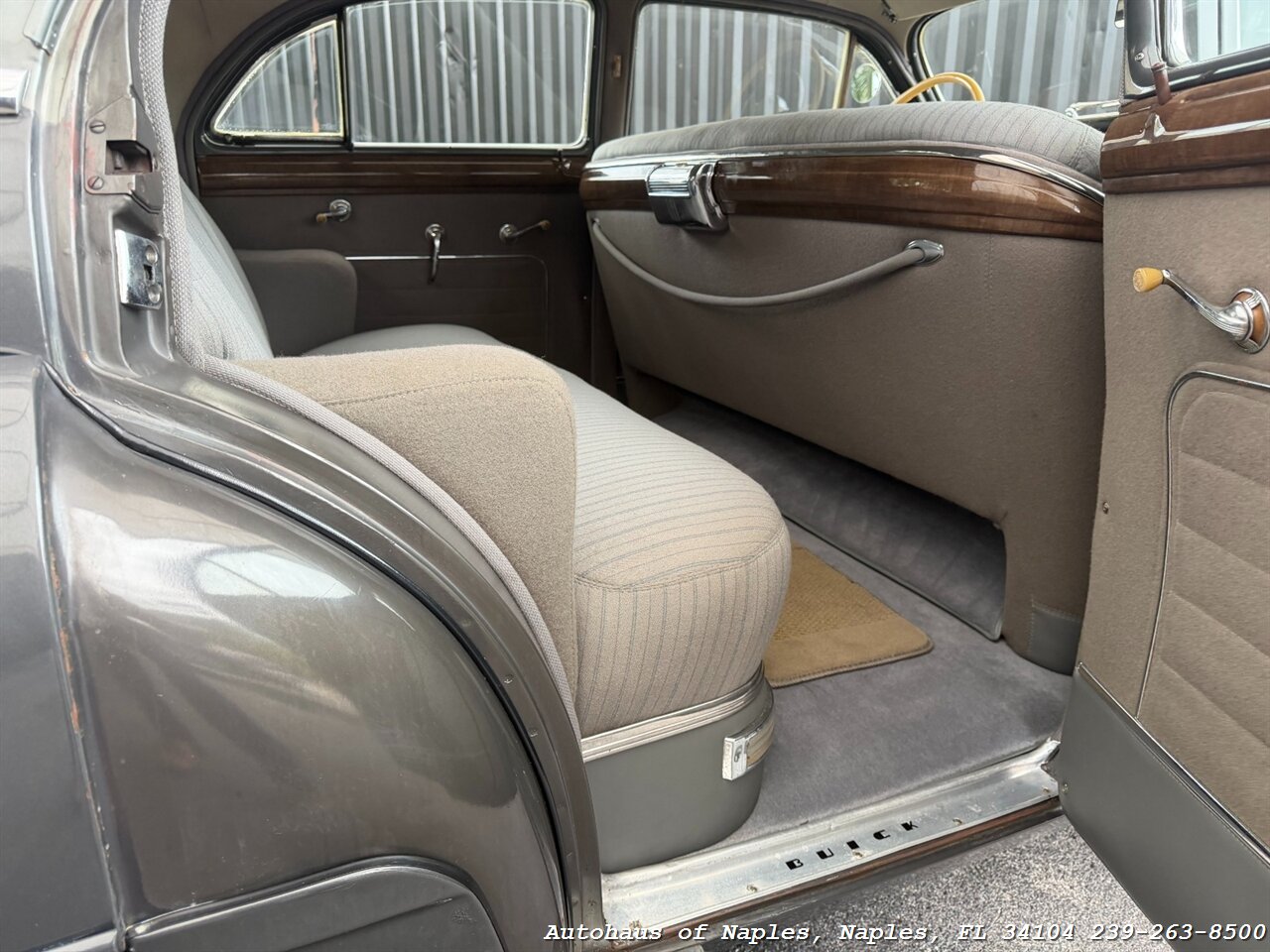 1942 Buick Super 4-Door Sedan   - Photo 37 - Naples, FL 34104