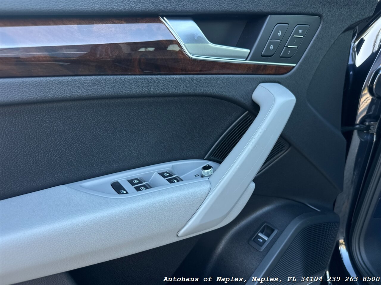 2018 Audi Q5 2.0T quattro Premium Plus   - Photo 23 - Naples, FL 34104