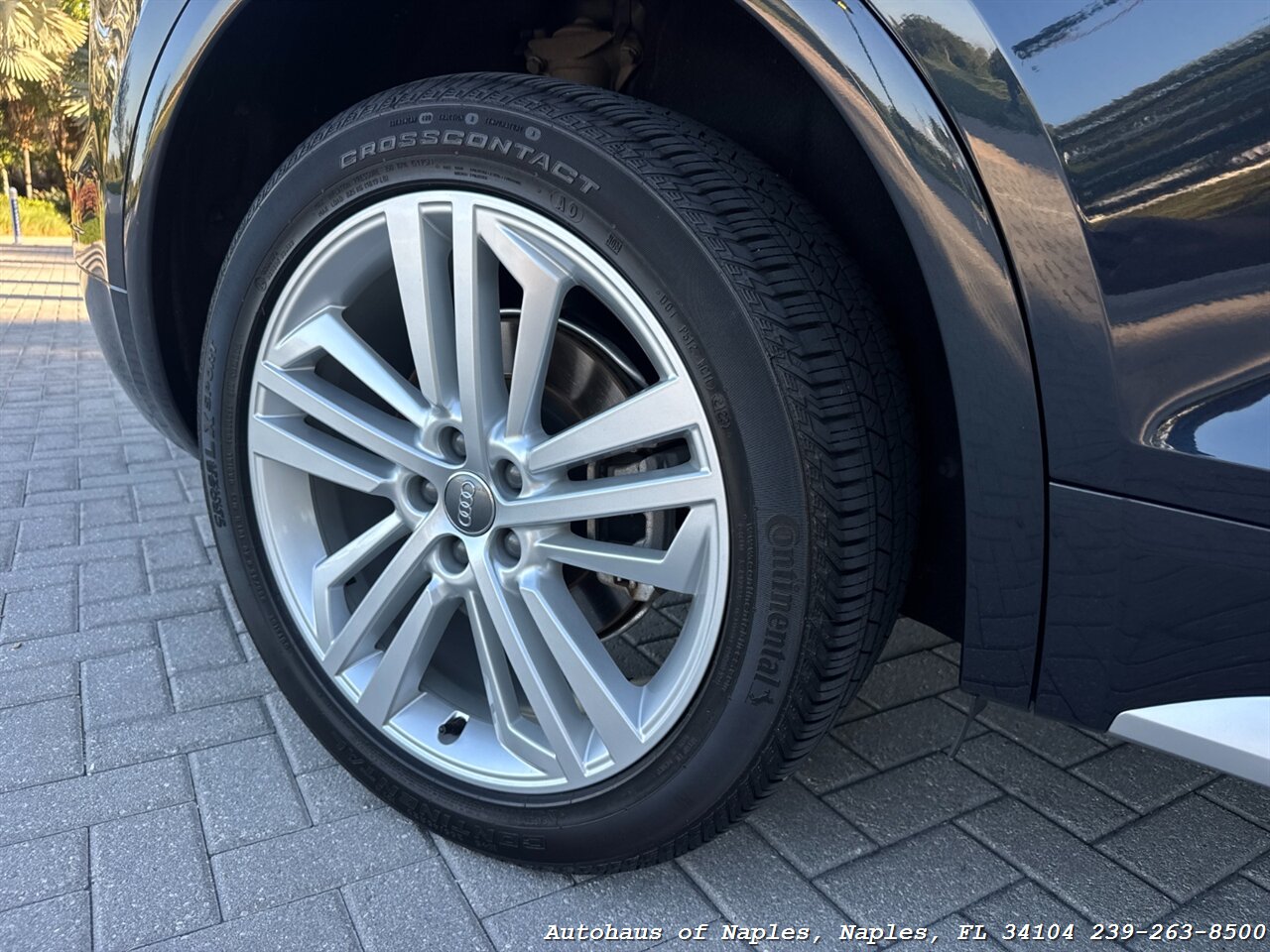 2018 Audi Q5 2.0T quattro Premium Plus   - Photo 10 - Naples, FL 34104