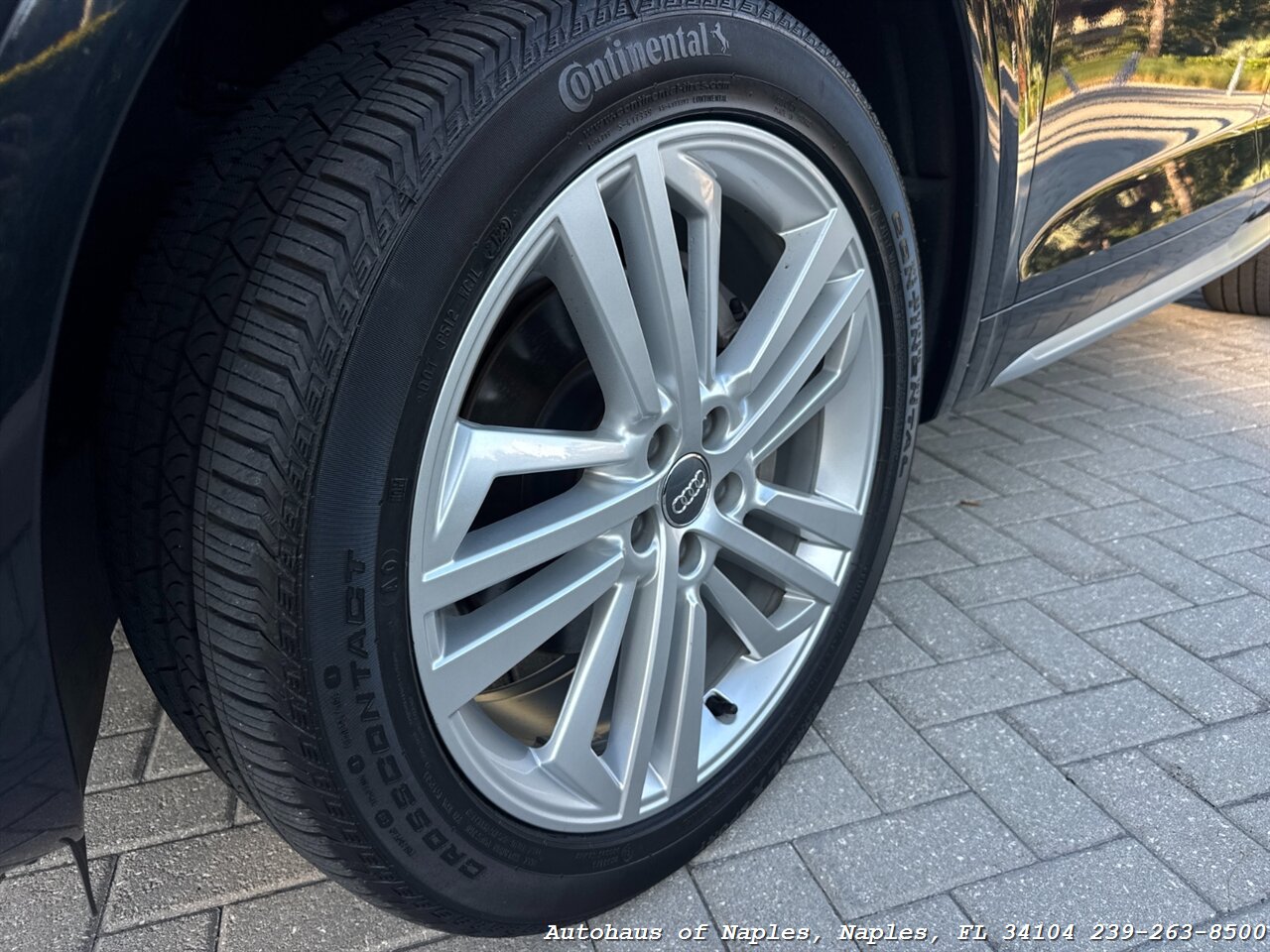 2018 Audi Q5 2.0T quattro Premium Plus   - Photo 9 - Naples, FL 34104