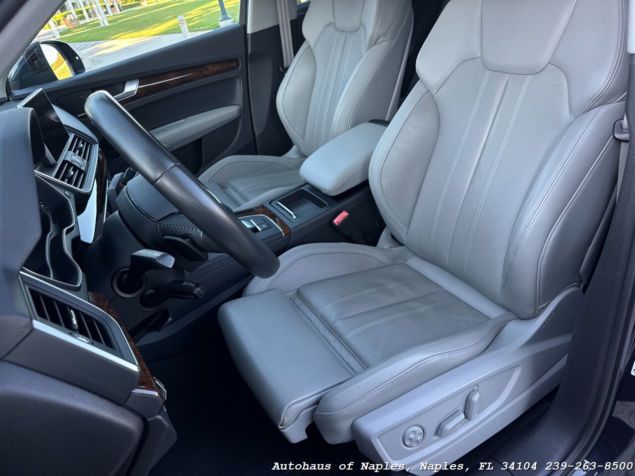 2018 Audi Q5 2.0T quattro Premium Plus   - Photo 15 - Naples, FL 34104