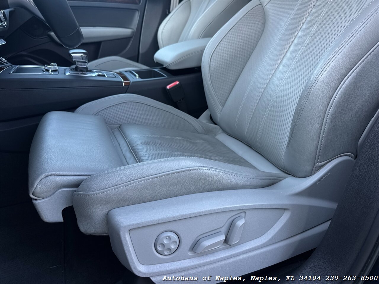 2018 Audi Q5 2.0T quattro Premium Plus   - Photo 17 - Naples, FL 34104