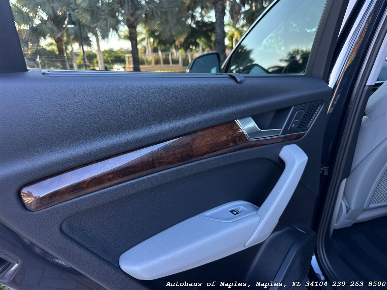 2018 Audi Q5 2.0T quattro Premium Plus   - Photo 22 - Naples, FL 34104