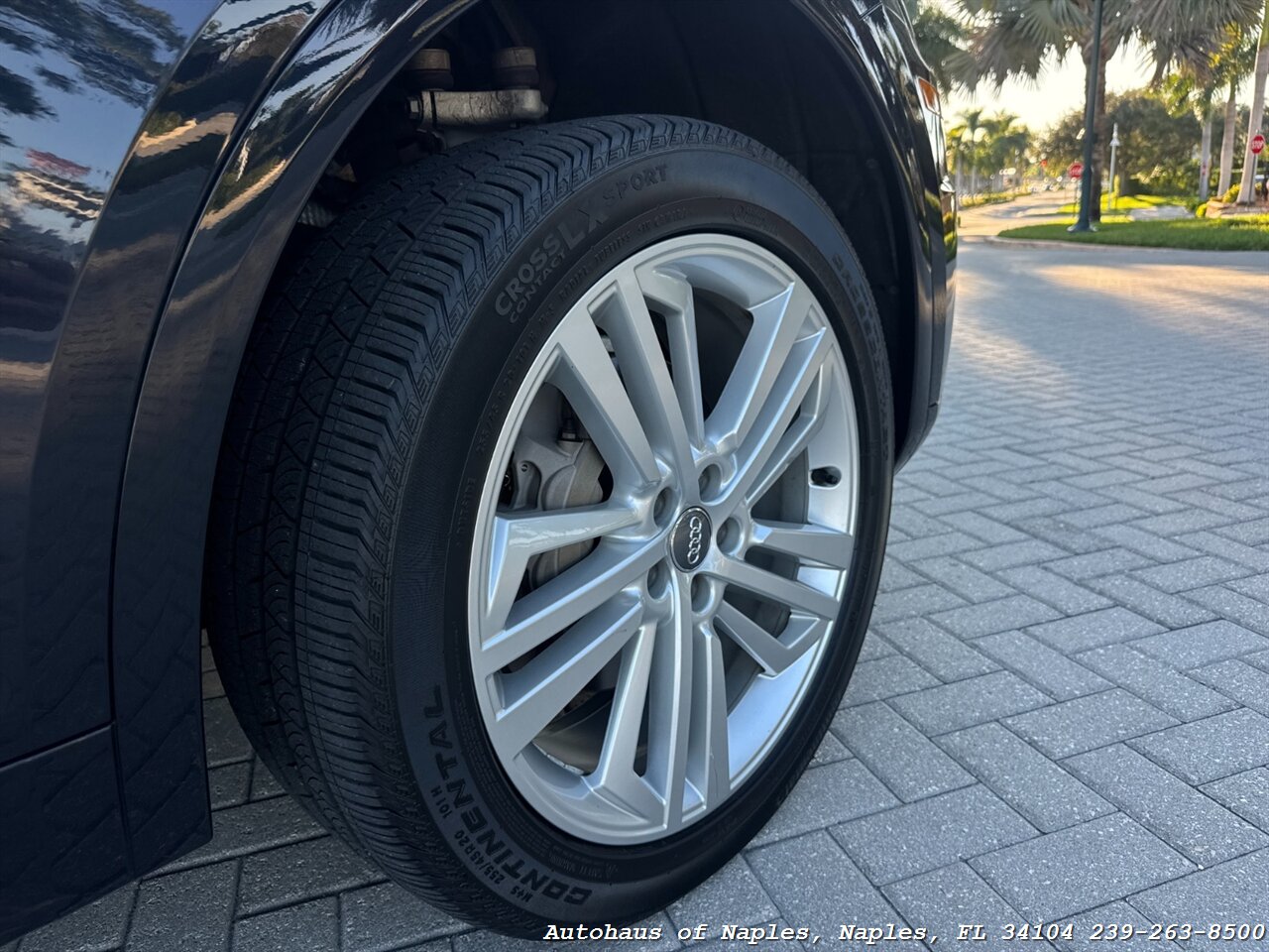 2018 Audi Q5 2.0T quattro Premium Plus   - Photo 8 - Naples, FL 34104