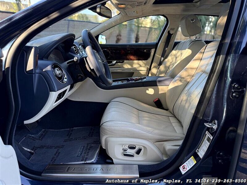 2011 Jaguar XJL - Photo 28 - Naples, FL 34104