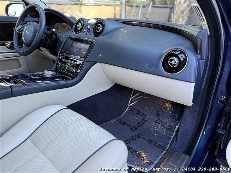 2011 Jaguar XJL - Photo 46 - Naples, FL 34104