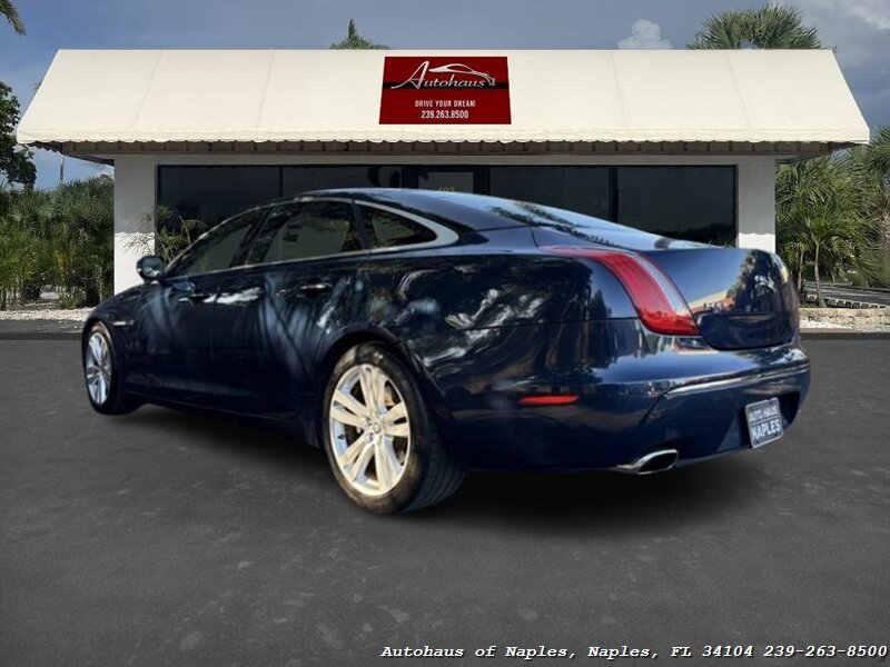 2011 Jaguar XJL - Photo 12 - Naples, FL 34104
