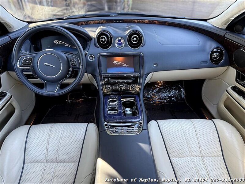 2011 Jaguar XJL - Photo 31 - Naples, FL 34104
