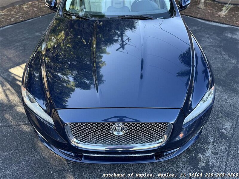 2011 Jaguar XJL - Photo 6 - Naples, FL 34104
