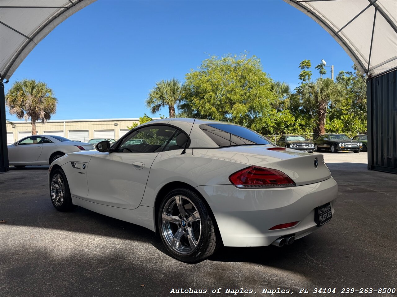 2011 BMW Z4 sDrive30i   - Photo 6 - Naples, FL 34104