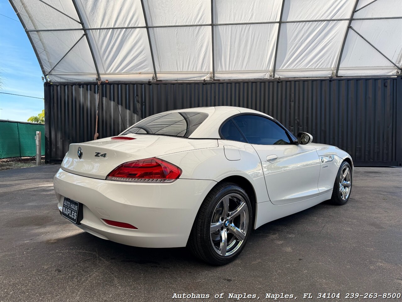 2011 BMW Z4 sDrive30i   - Photo 8 - Naples, FL 34104