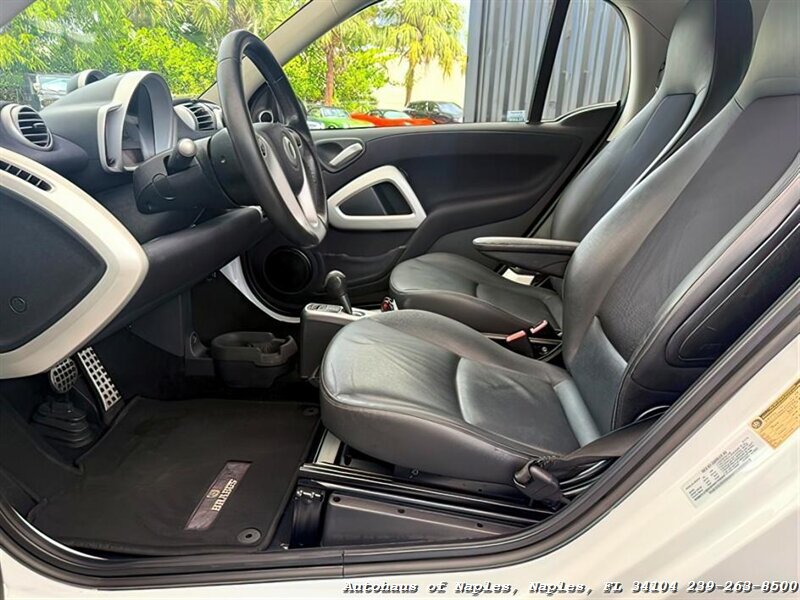 2013 Smart Fortwo BRABUS - Photo 18 - Naples, FL 34104