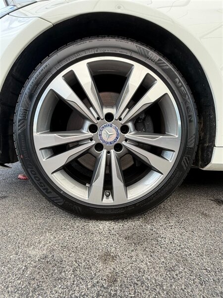 2017 Mercedes-Benz E 400 - Photo 20 - Naples, FL 34104