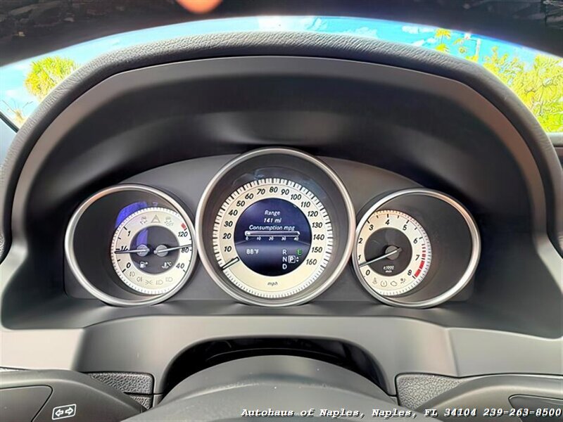 2017 Mercedes-Benz E 400   - Photo 47 - Naples, FL 34104