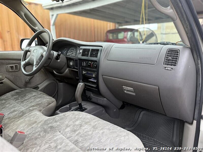 2004 Toyota Tacoma 2dr Standard Cab - Photo 10 - Naples, FL 34104