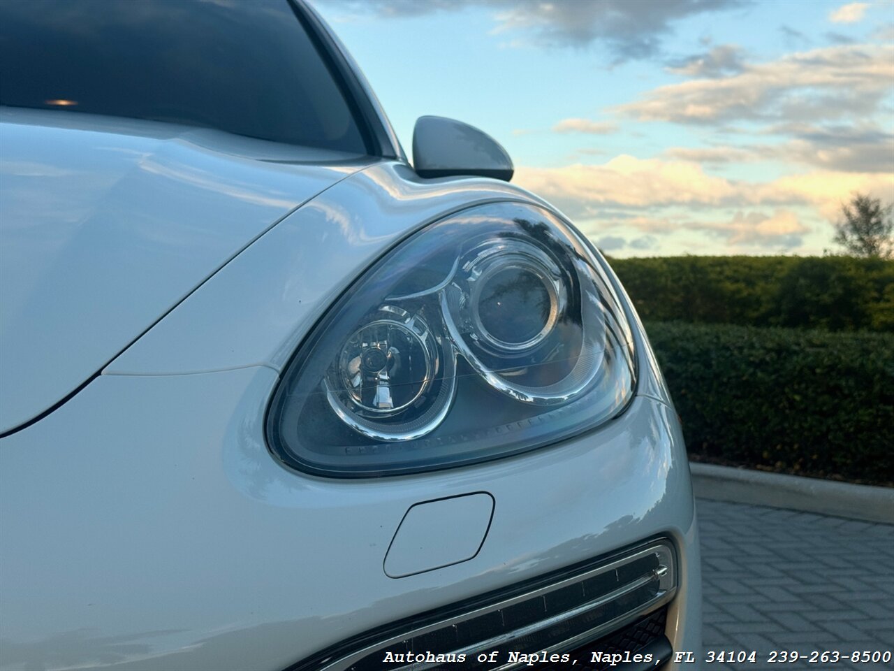 2013 Porsche Cayenne S - Photo 10 - Naples, FL 34104