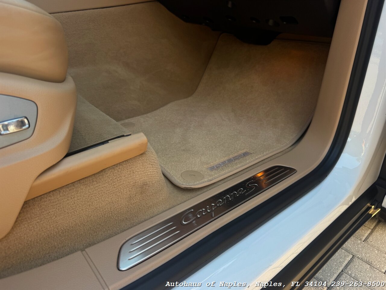 2013 Porsche Cayenne S - Photo 28 - Naples, FL 34104