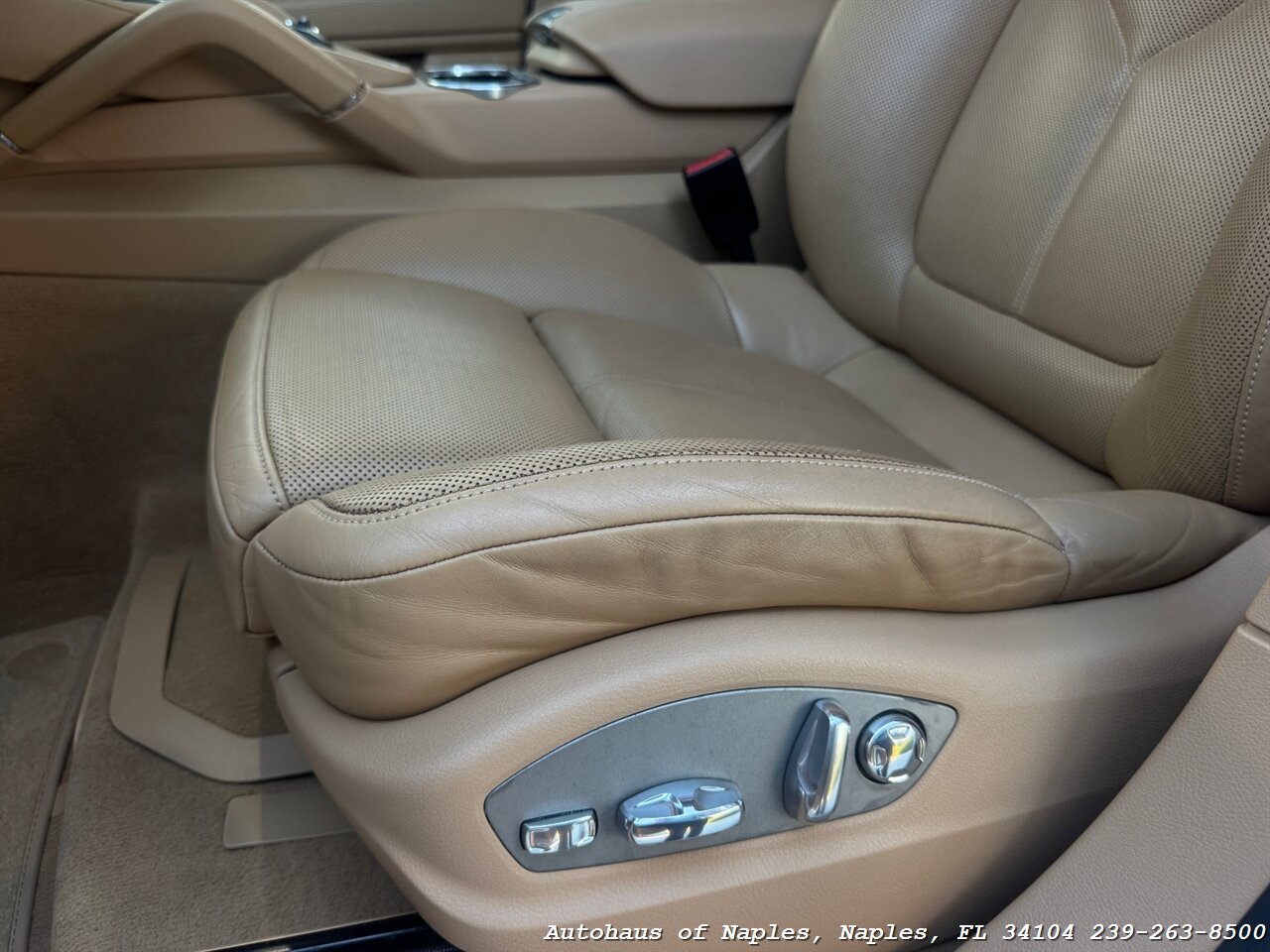 2013 Porsche Cayenne S - Photo 43 - Naples, FL 34104