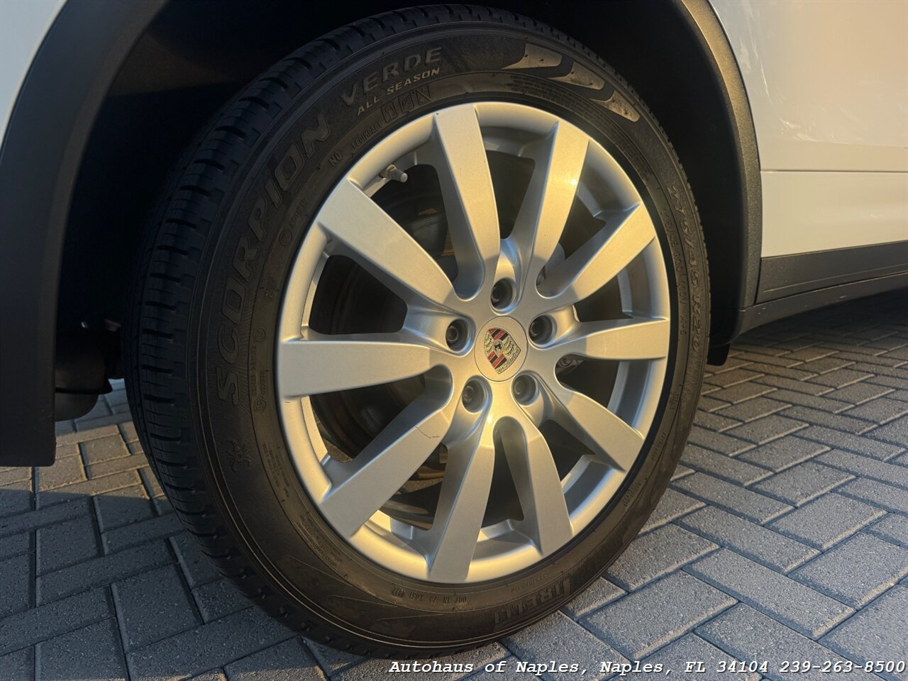 2013 Porsche Cayenne S - Photo 20 - Naples, FL 34104