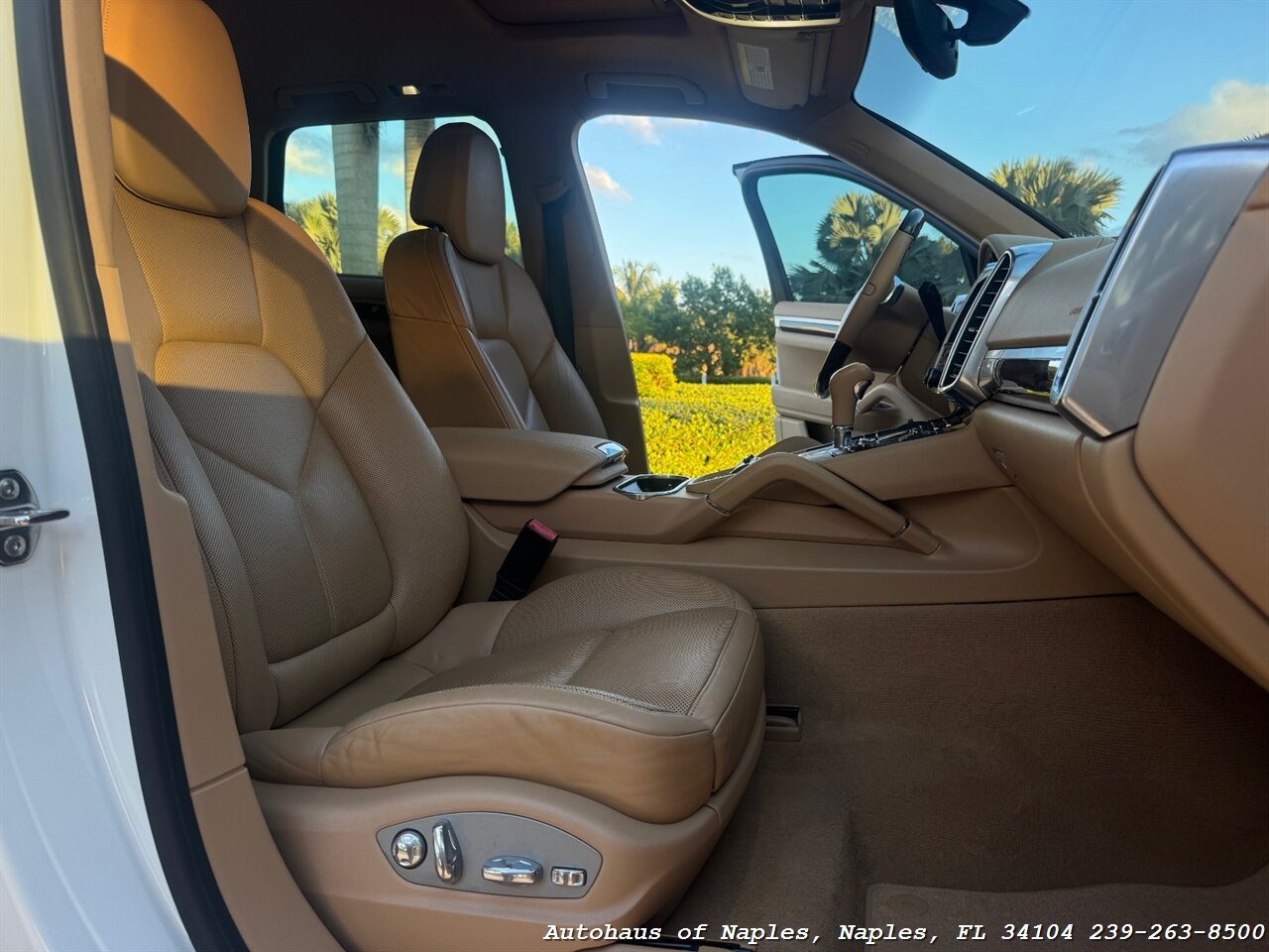 2013 Porsche Cayenne S - Photo 26 - Naples, FL 34104