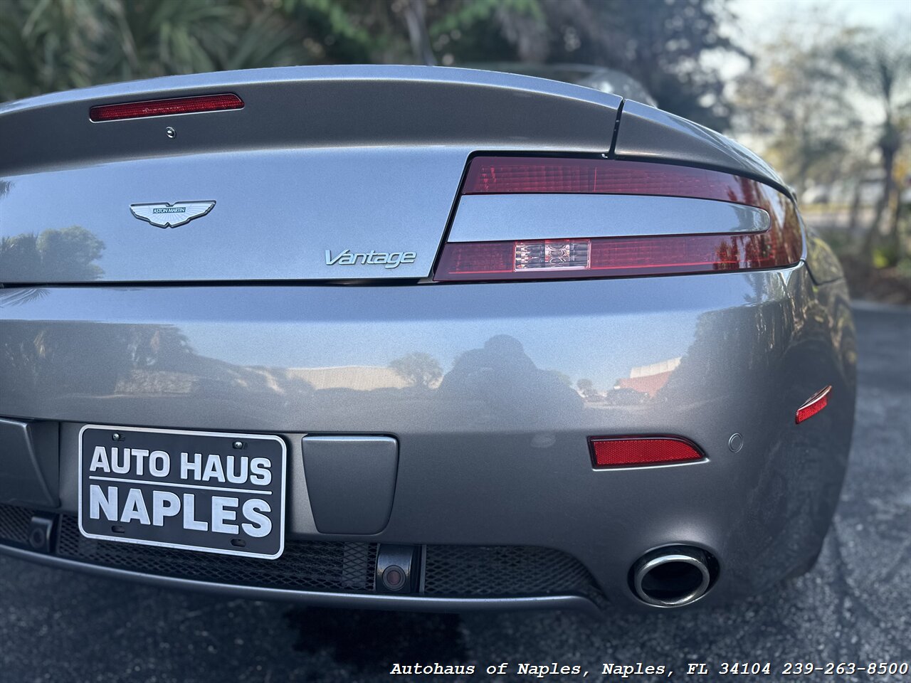 2007 Aston Martin Vantage   - Photo 22 - Naples, FL 34104