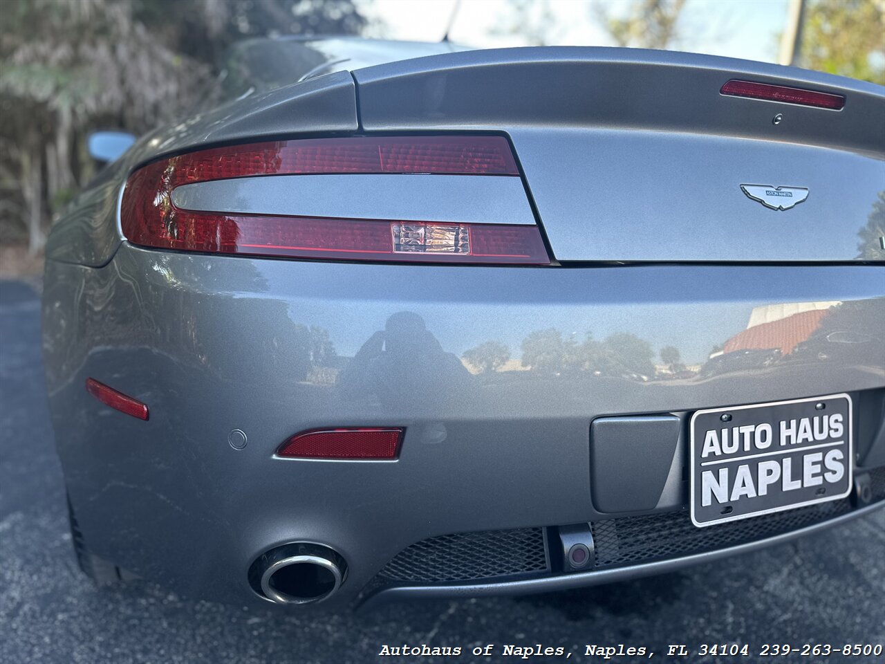 2007 Aston Martin Vantage   - Photo 19 - Naples, FL 34104