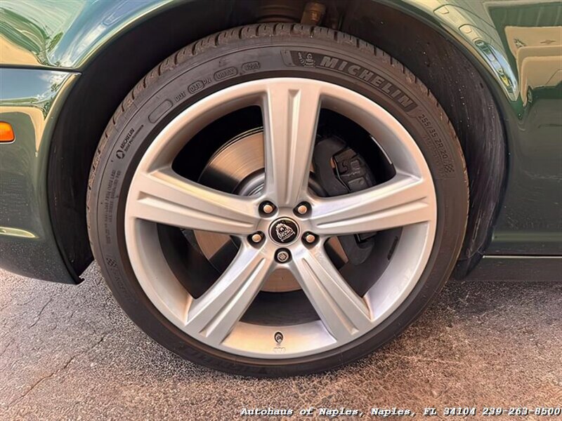 2008 Jaguar XJR   - Photo 24 - Naples, FL 34104