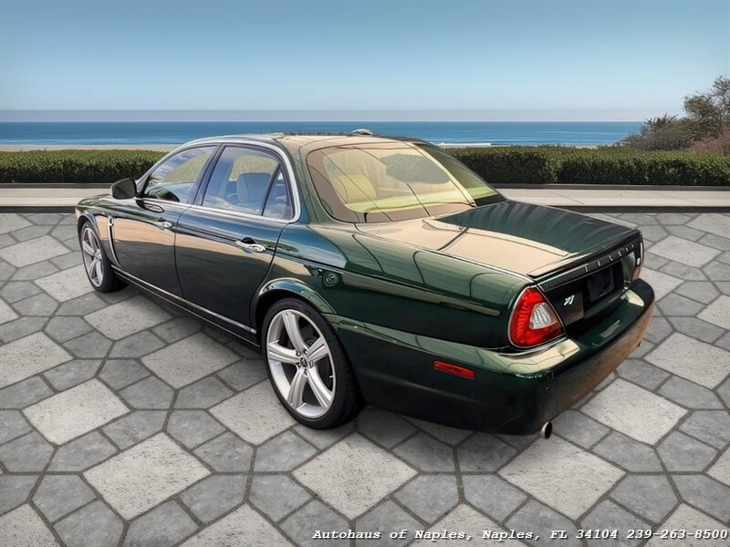 2008 Jaguar XJR   - Photo 5 - Naples, FL 34104